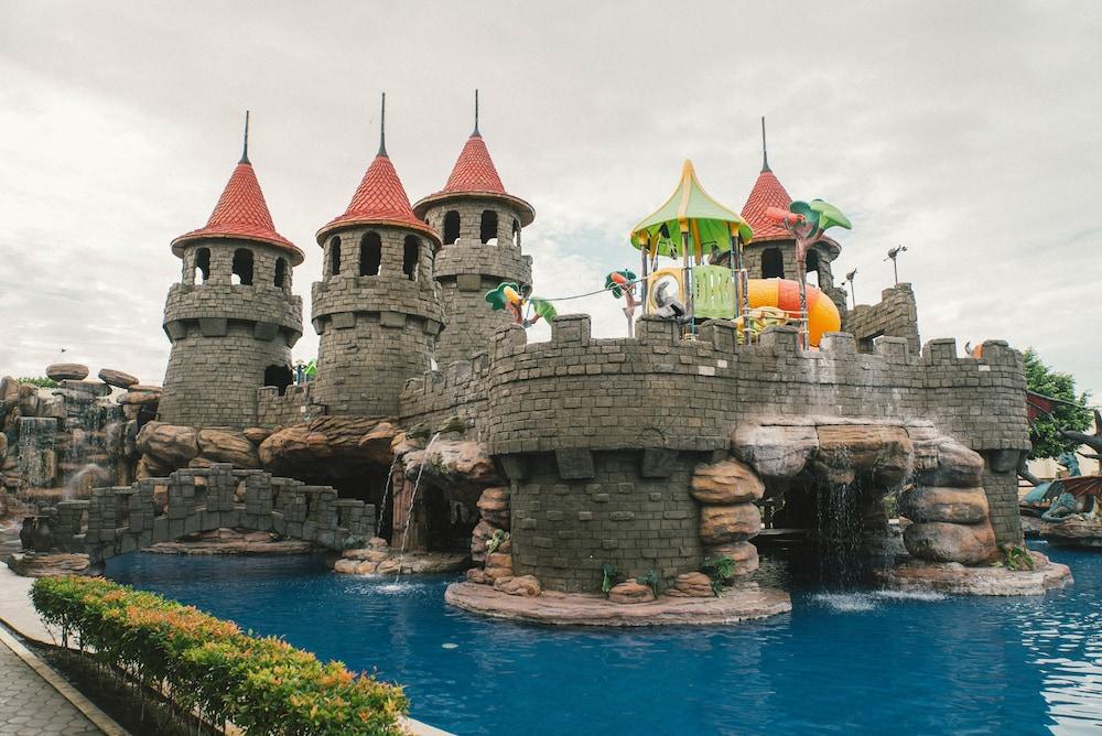 Cebu Westown Lagoon - South Wing Exterior foto