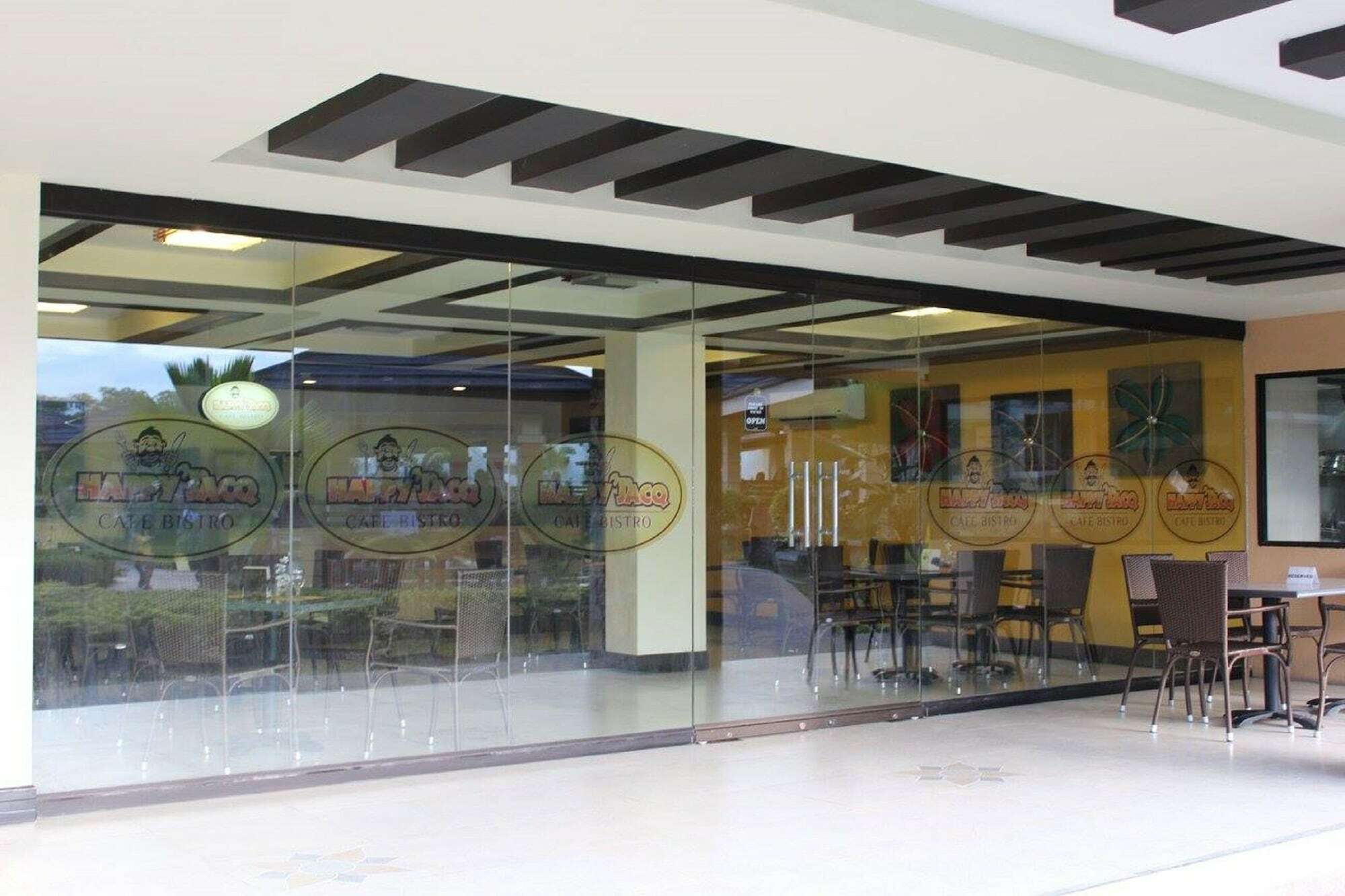 Cebu Westown Lagoon - South Wing Exterior foto